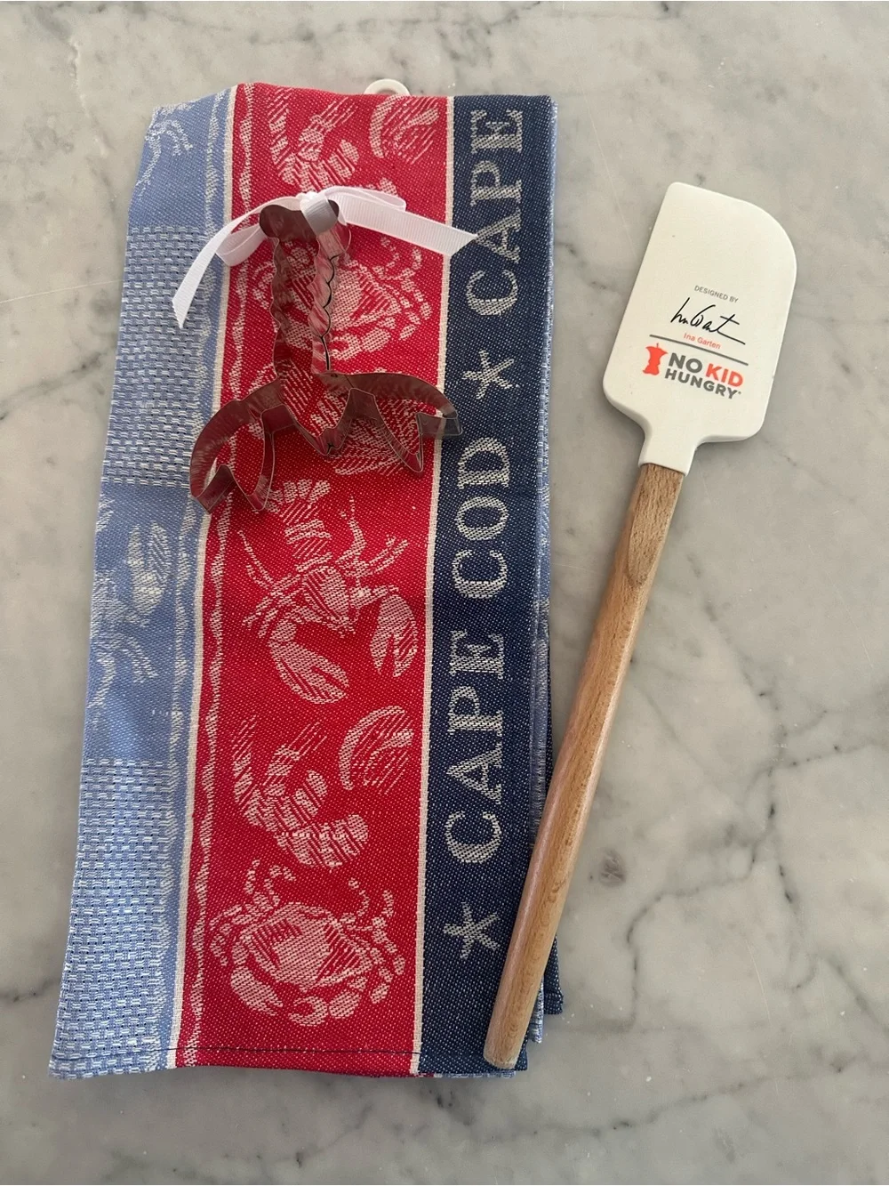 INA GARTEN Spatula William Sonoma RARE  Cape Cod Towel Lobster cookie cutter 🆕